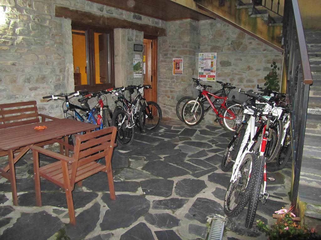 Tia Maria Bed & Breakfast Cerredo Exterior photo